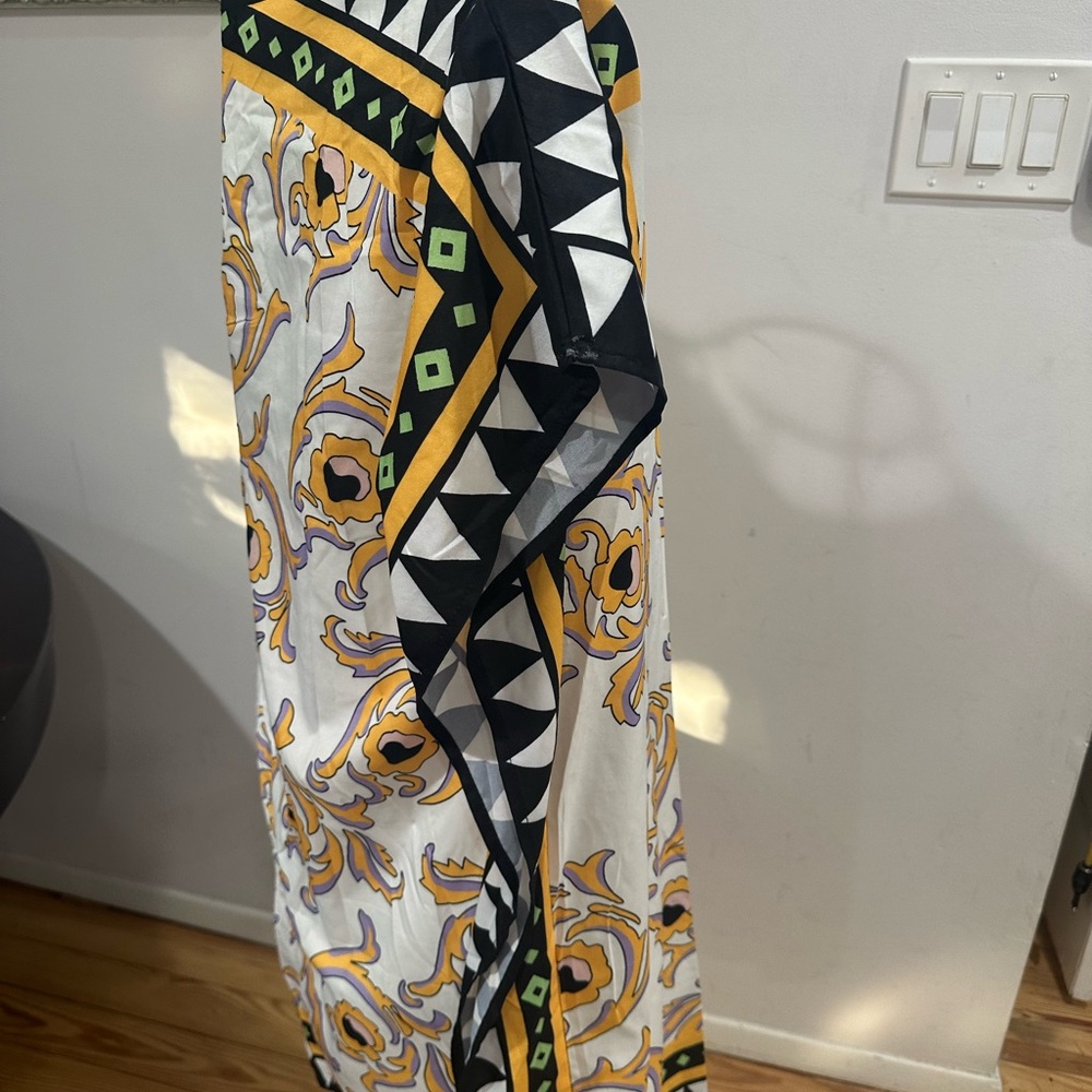 Vibrant Patterned Kaftan - image 4